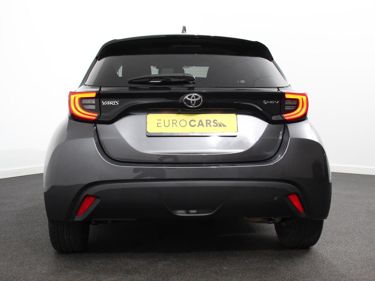 Toyota YARIS 1.5 Hybrid Dynamic Automaat | Climate control | Cruise control adaptieve | LED | Achteruitrijcamera | Lane assist | Apple Carplay/ Android Auto | Camera