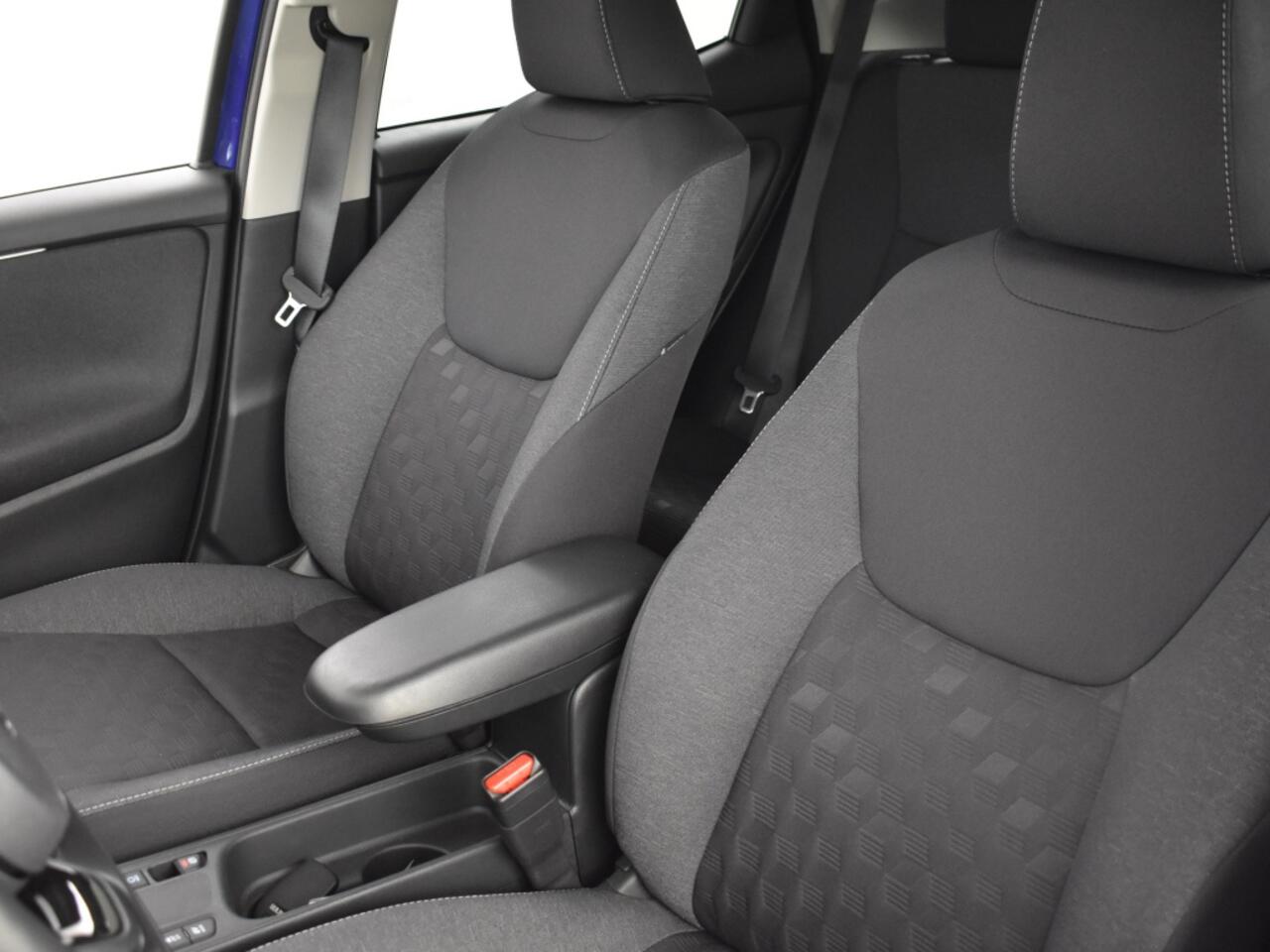 Toyota YARIS 1.5 Hybrid 115 Style | PDC | BSM | Stuur-/ Stoelverwarm. |