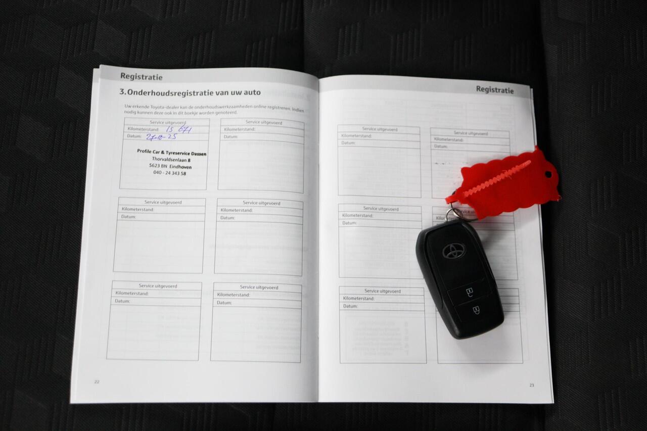 Toyota YARIS 1.5 Hybrid 115 Dynamic | Stoel / Stuurverwarming | Dodehoekdetectie | Apple Carplay/Android Auto |