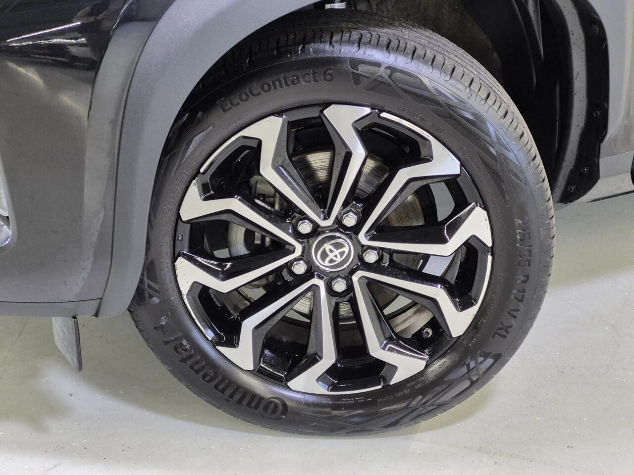 Toyota YARIS Cross 1.5 Hybrid 115 First Edition | Carplay draadloos | Clima | Adapt cruise | MJ25 |