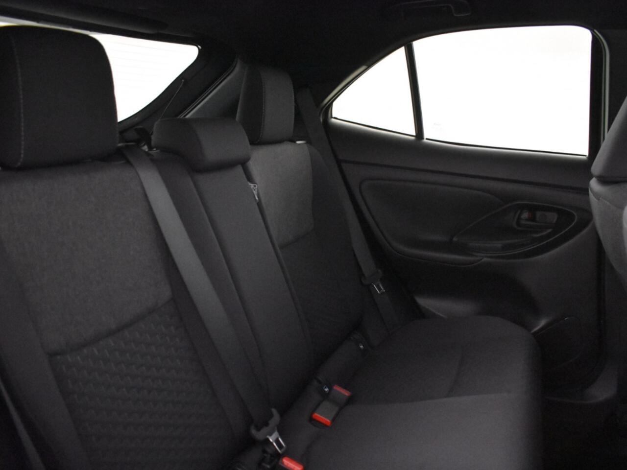 Toyota YARIS Cross 1.5 Hybrid 115 Style | stoel + stuurverwarmd |