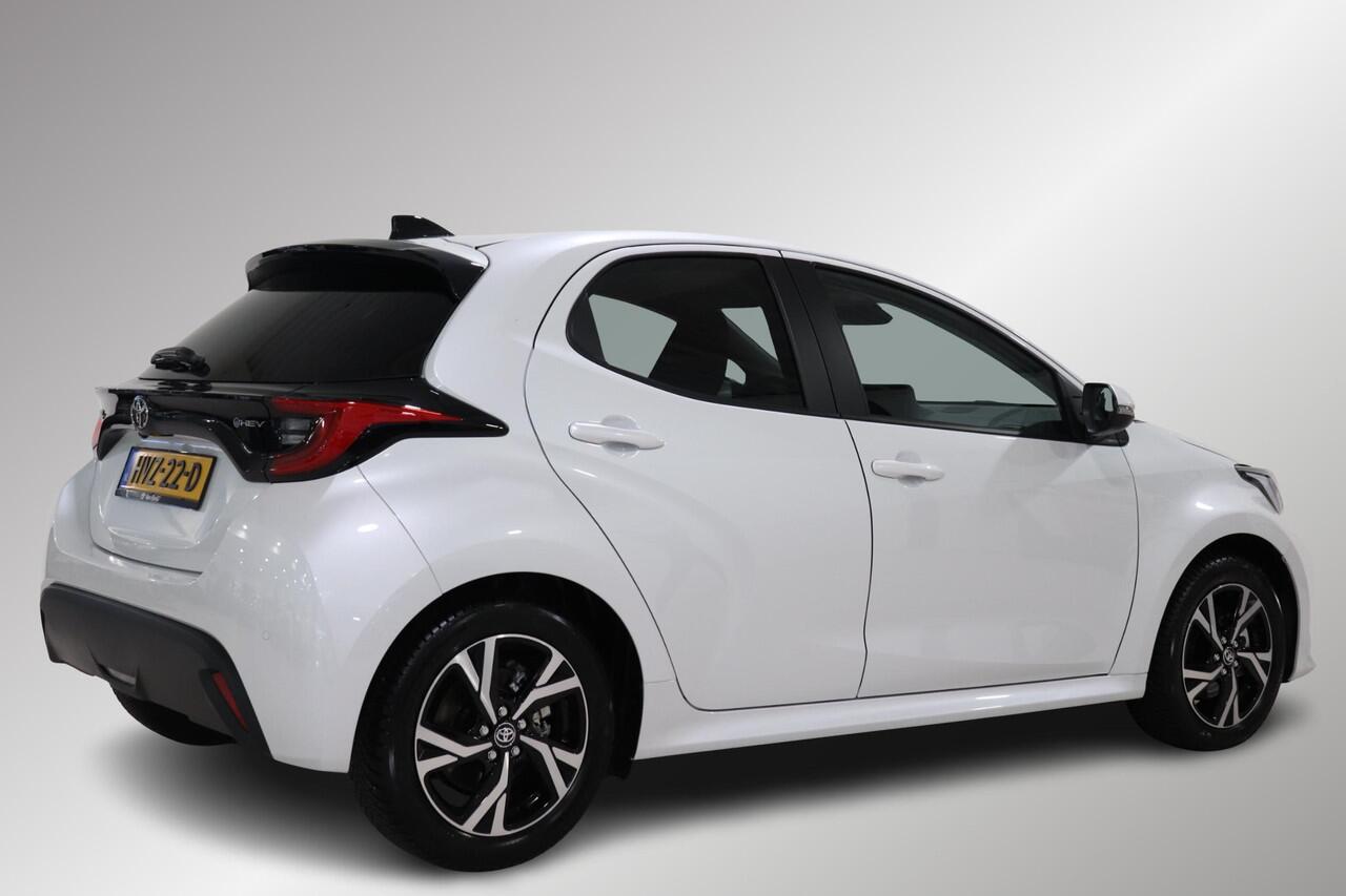 Toyota YARIS 1.5 Hybrid 115 Dynamic, Comfort pack, BSM, Stuurverwarming!