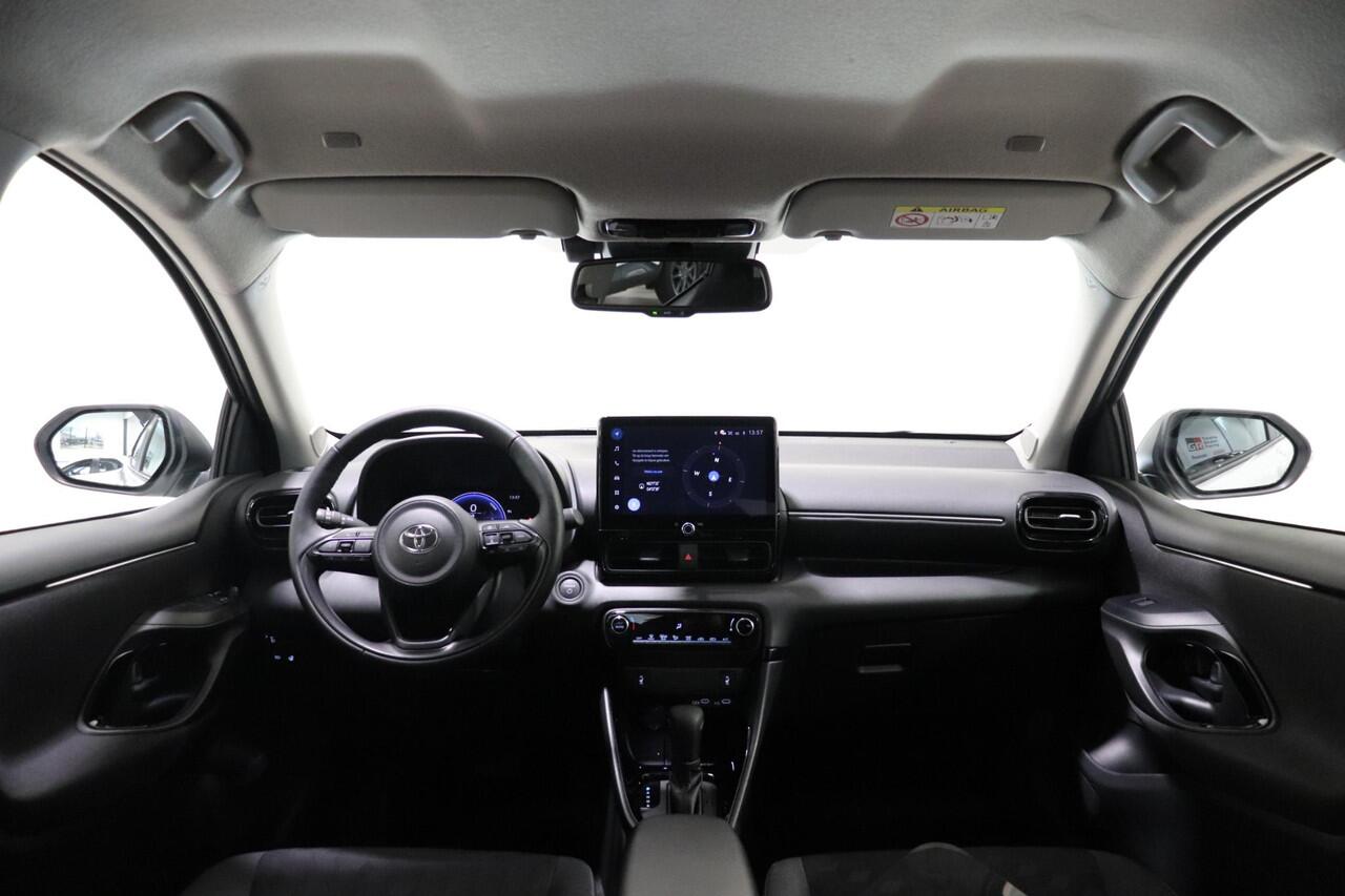 Toyota YARIS 1.5 Hybrid 115 Dynamic, Comfort pack, BSM, Stuurverwarming!