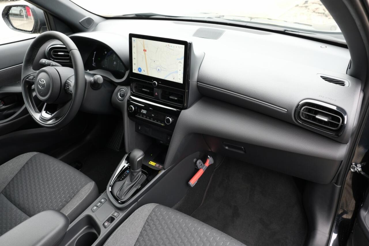 Toyota YARIS Cross 1.5 Hybrid 115 First Edition | Comfort pack | Parkeer sensoren |