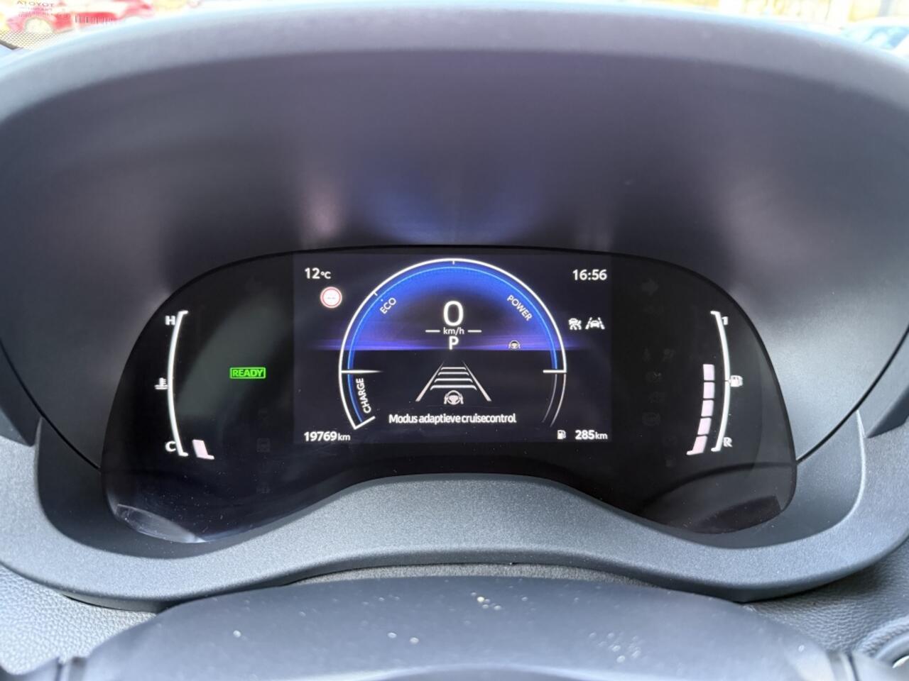 Toyota YARIS Cross 1.5 Hybrid 115 Dynamic | Stuur en Stoelverwarming