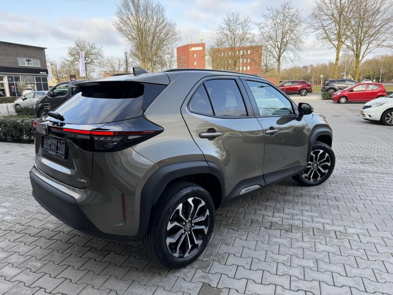 Toyota YARIS Cross 1.5 Hybrid 115 Dynamic | Stuur en Stoelverwarming