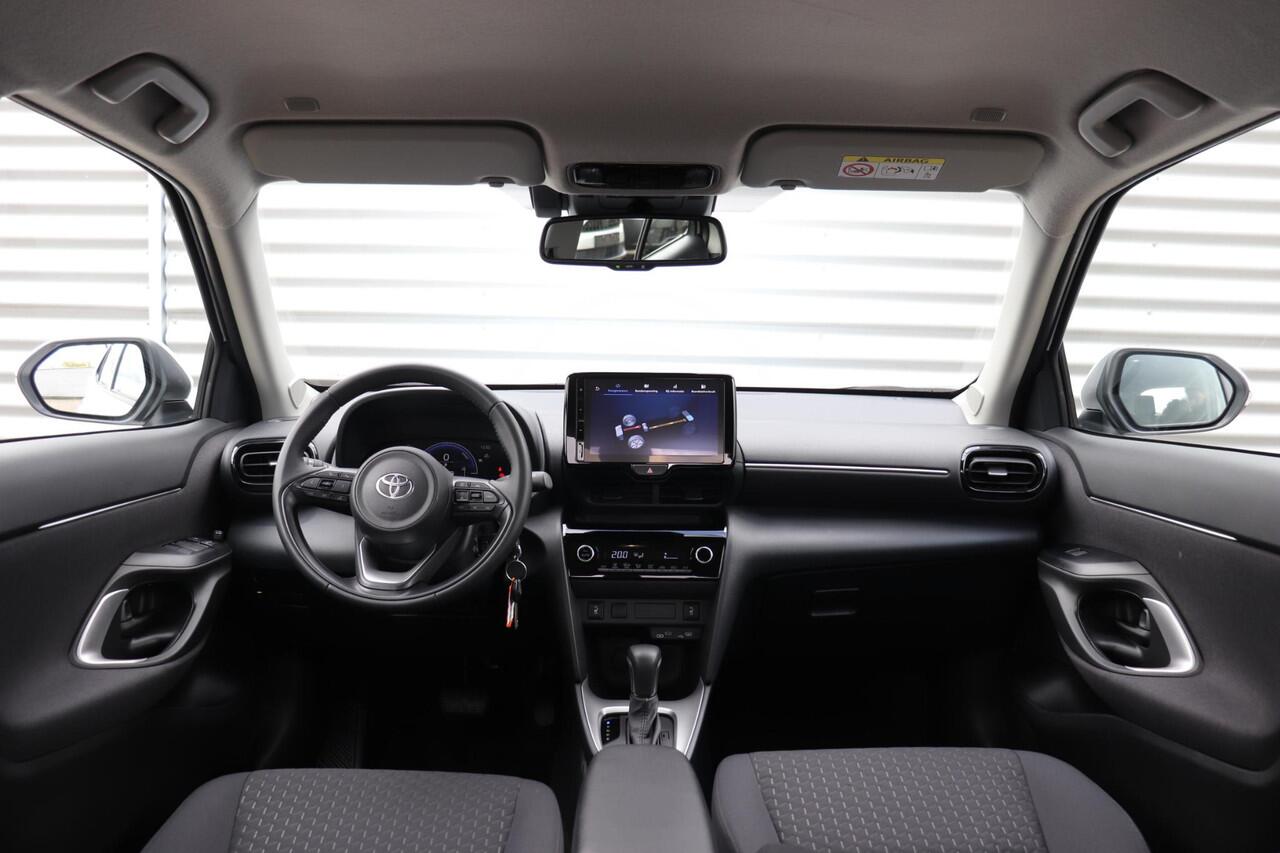 Toyota YARIS Cross 1.5 Hybrid 115 Active, Stoelverwarming, Apple Carplay / Android Auto, Camera!