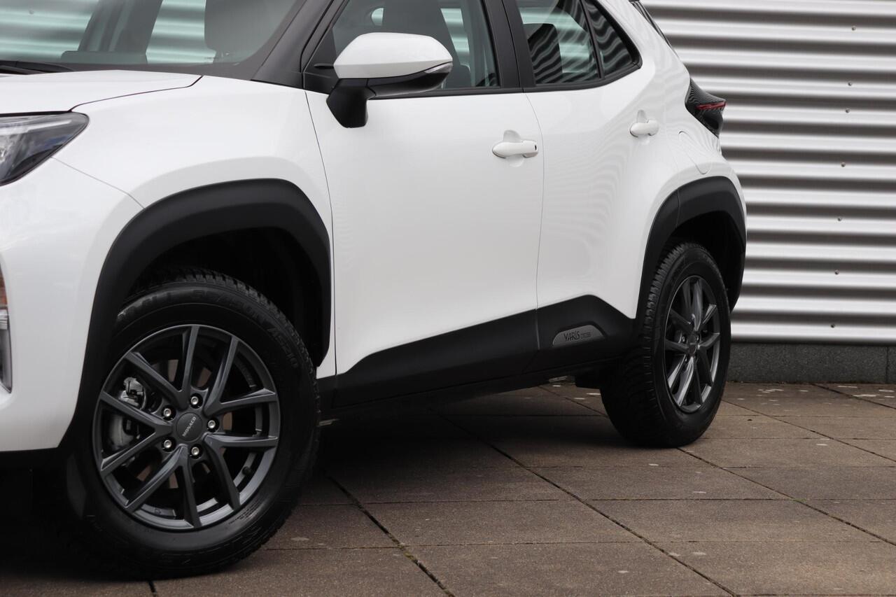 Toyota YARIS Cross 1.5 Hybrid 115 Active, Stoelverwarming, Apple Carplay / Android Auto, Camera!