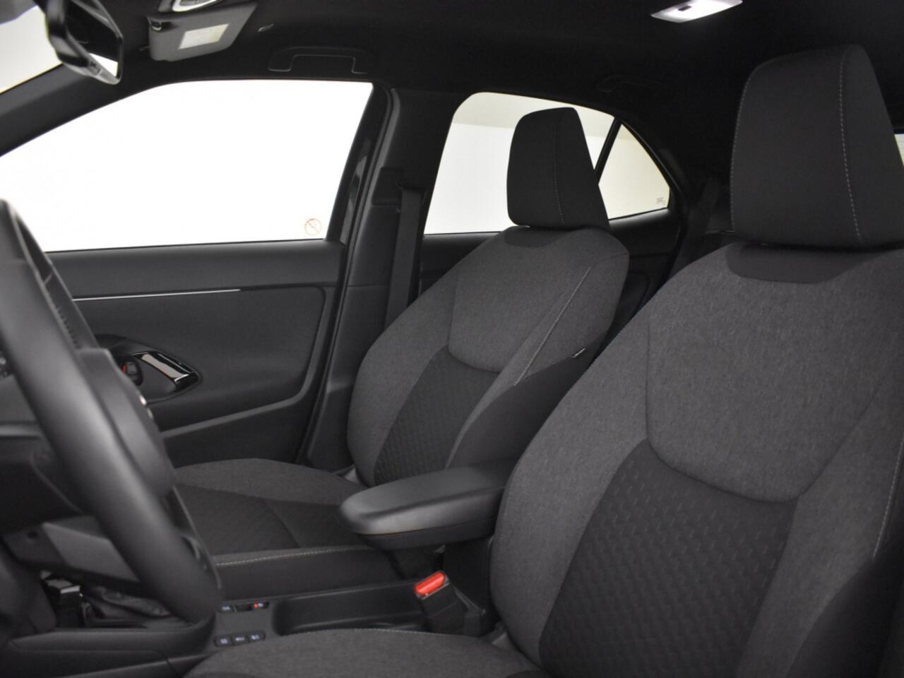 Toyota YARIS Cross 1.5 Hybrid 115 Style | stoel + stuurverwarmd |