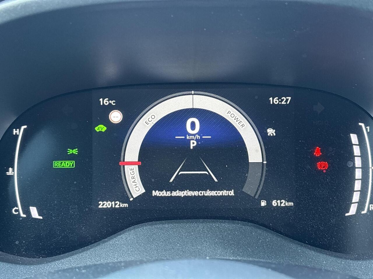 Toyota YARIS Cross 1.5 Hybrid 115 Dynamic **COMFORT PACK/ DODE HOEK DETECTIE/ STUURVERWARMING**
