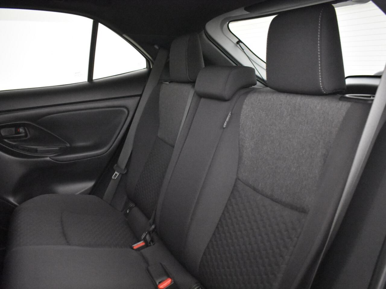 Toyota YARIS Cross 1.5 Hybrid 115 Style | stoel + stuurverwarmd | Carplay |
