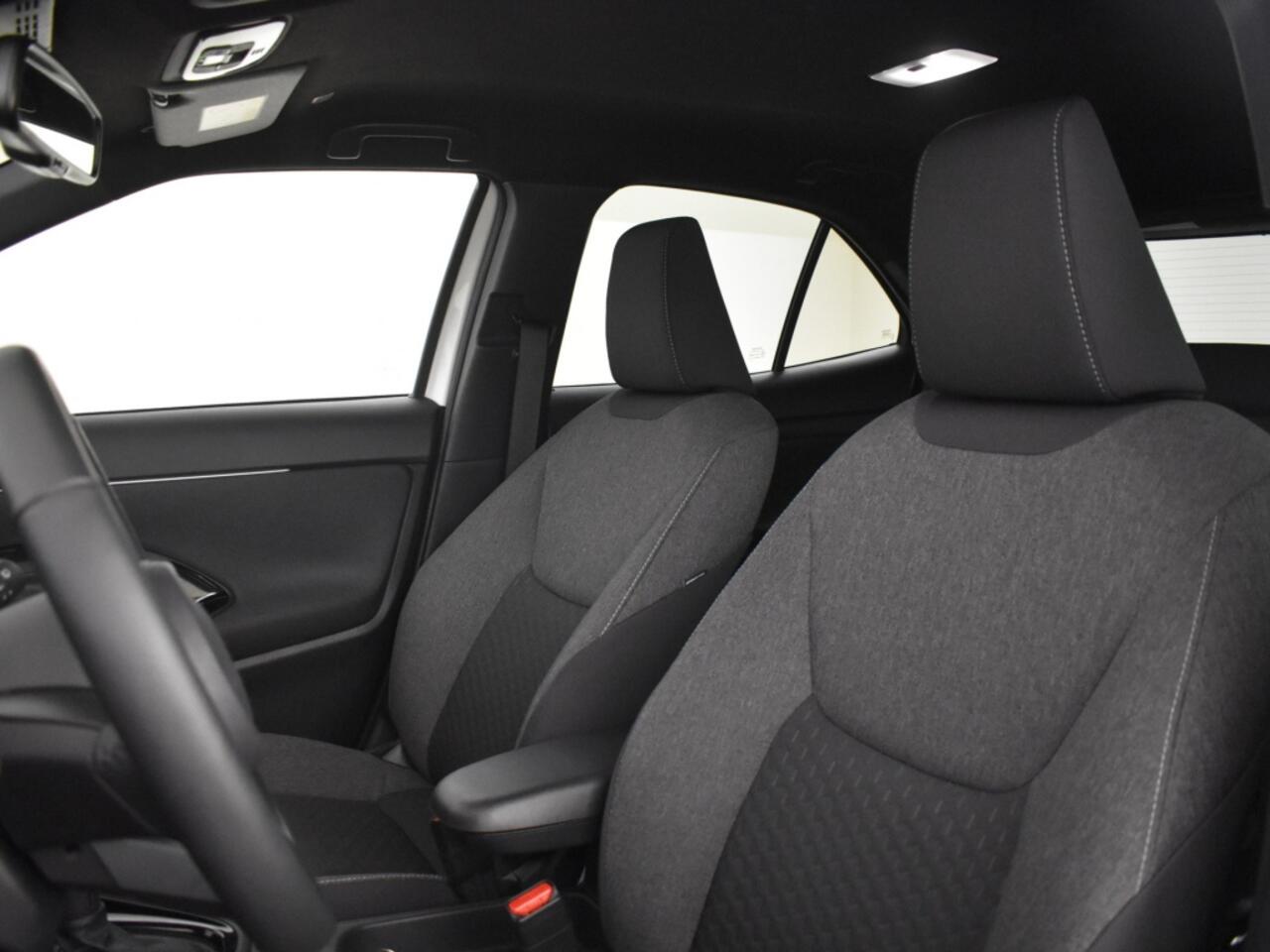 Toyota YARIS Cross 1.5 Hybrid 115 Style | stoel + stuurverwarmd | Carplay |