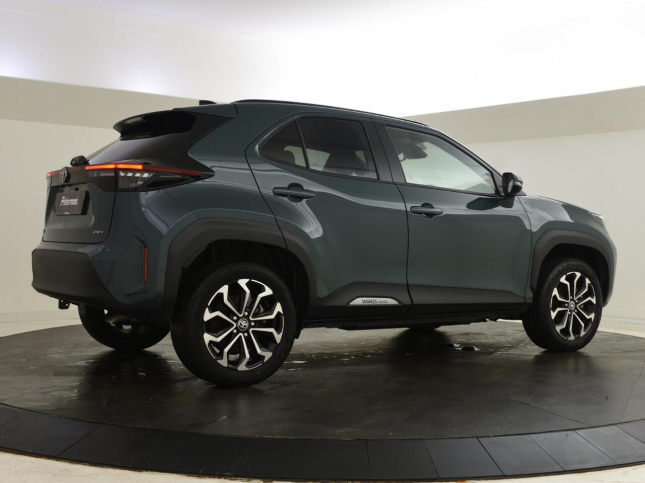 Toyota YARIS Cross 1.5 Hybrid 115 Style | stoel + stuurverwarmd | Adapt. cruise |