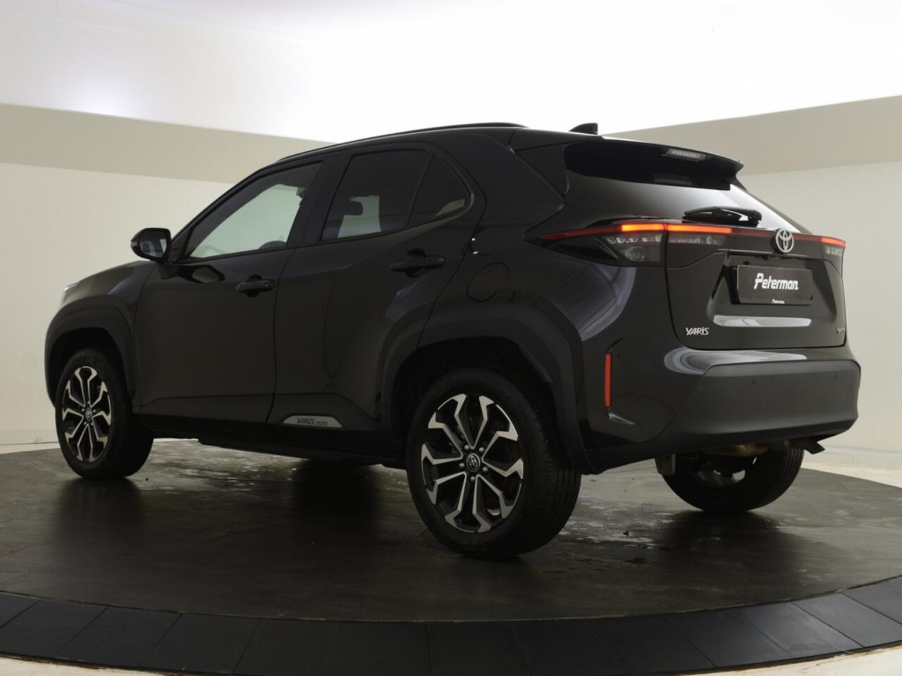Toyota YARIS Cross 1.5 Hybrid 115 Style | stoel + stuurverwarmd | PDC | Blindspot |