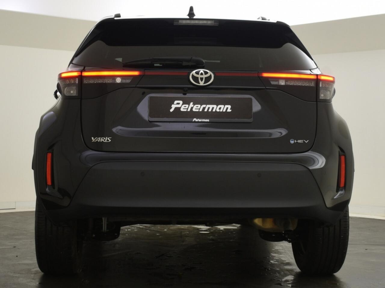 Toyota YARIS Cross 1.5 Hybrid 115 Style | stoel + stuurverwarmd | PDC | Blindspot |