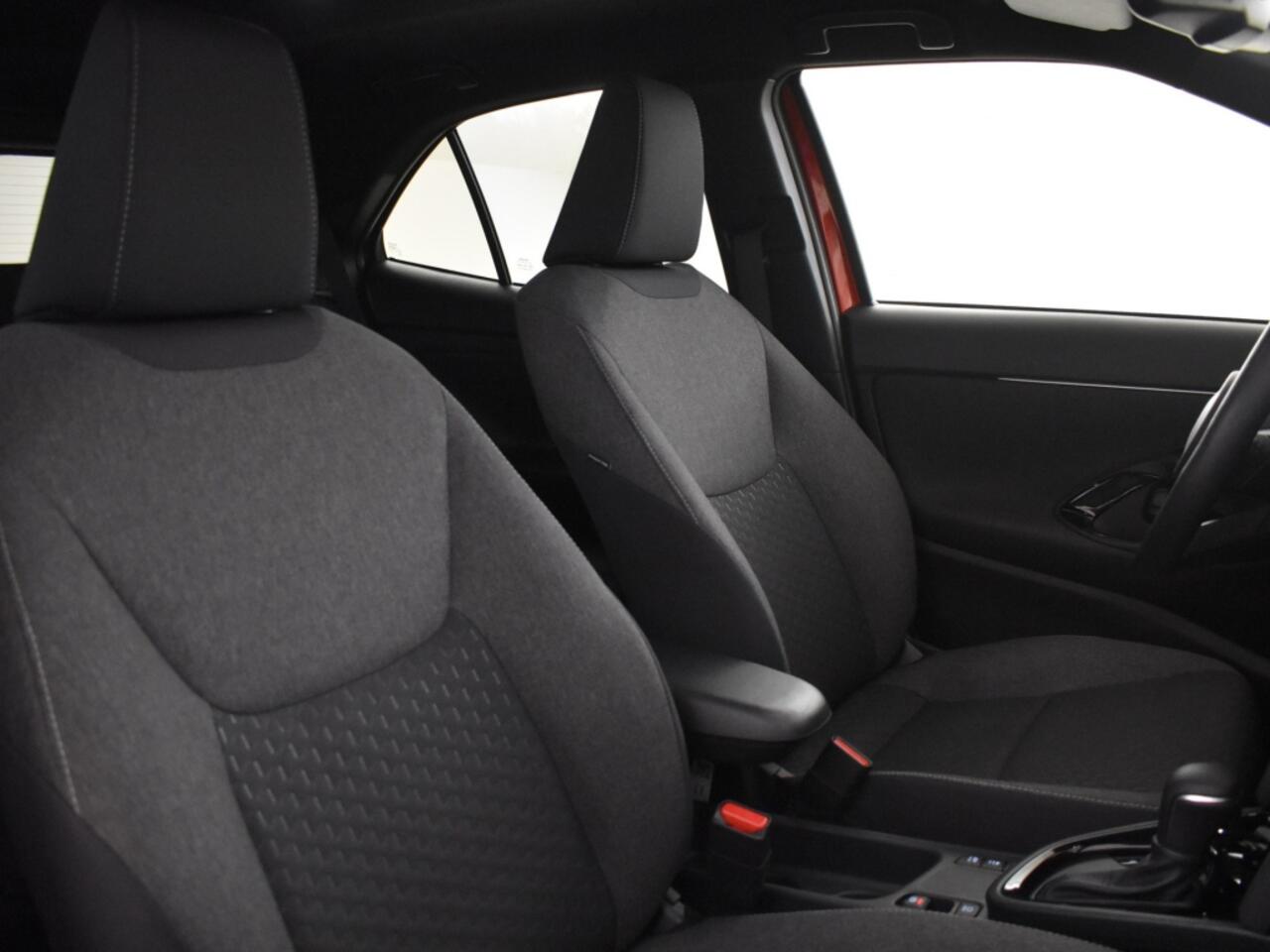 Toyota YARIS Cross 1.5 Hybrid 115 Style | Stuur en Stoelverwarming | Keyless