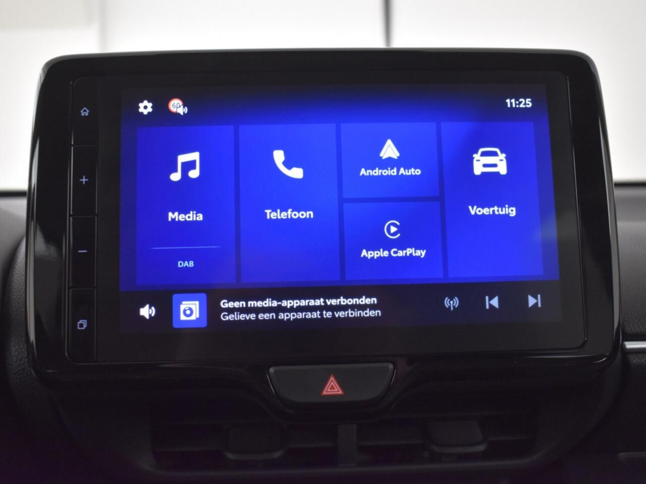 Toyota YARIS 1.5 Hybrid 115 Style | PDC V+A | BSM | Stuur en Stoelverwarming