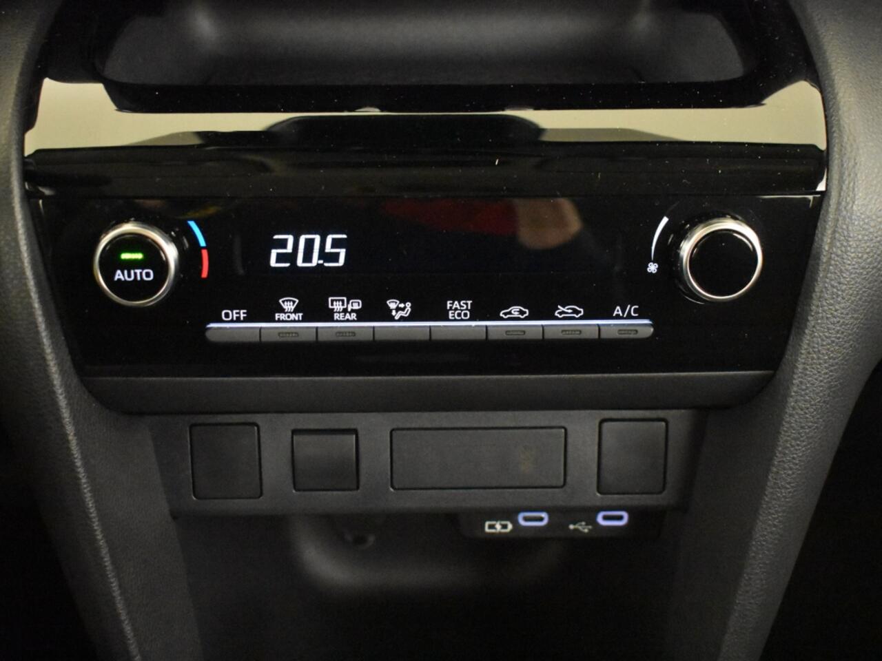 Toyota YARIS Cross 1.5 Hybrid 115 Active | Carplay | Adaptive Cruise Control