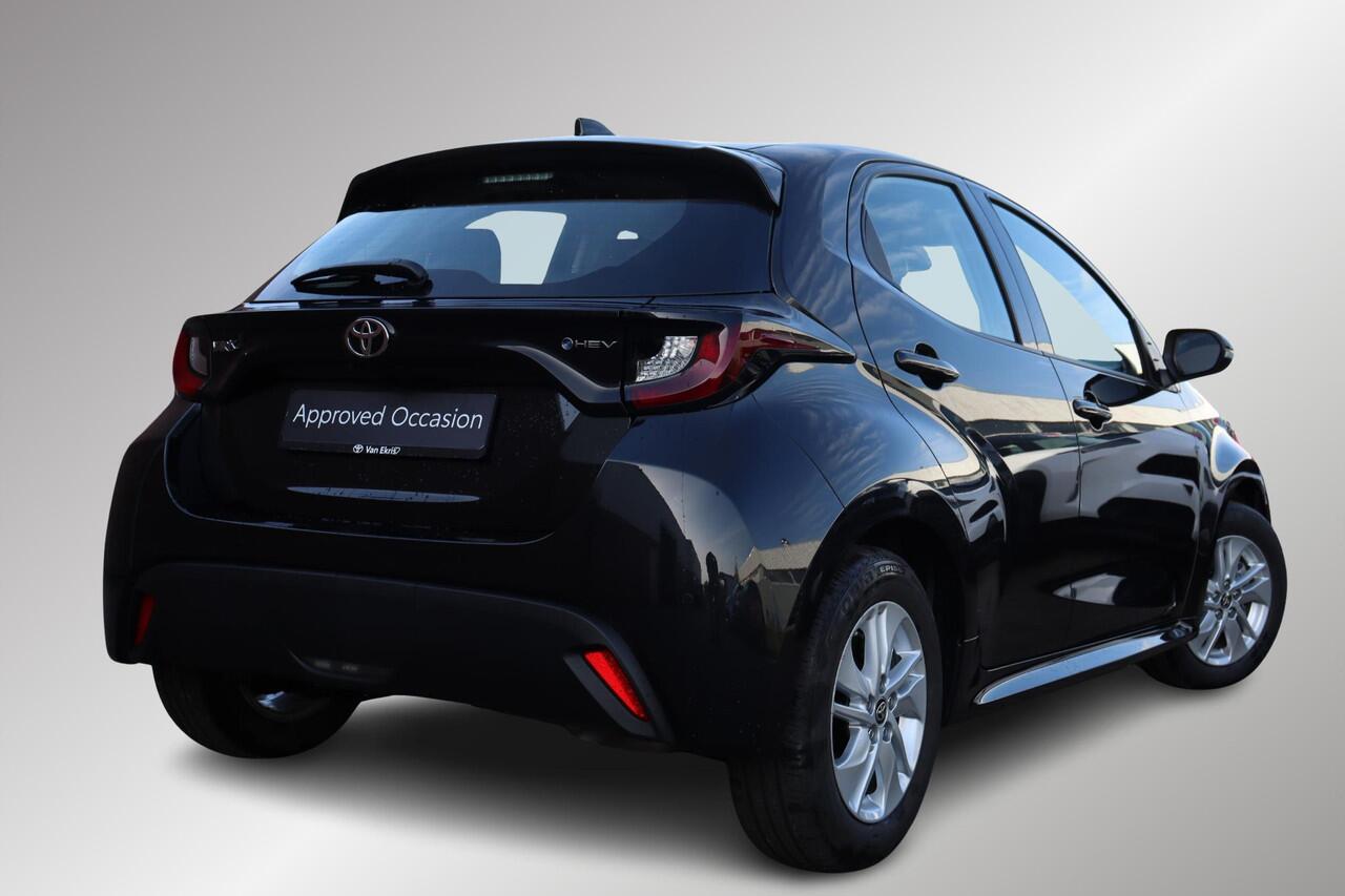 Toyota YARIS 1.5 Hybrid 115 Active Limited Stoel & stuurverwarming, parkeersensoren