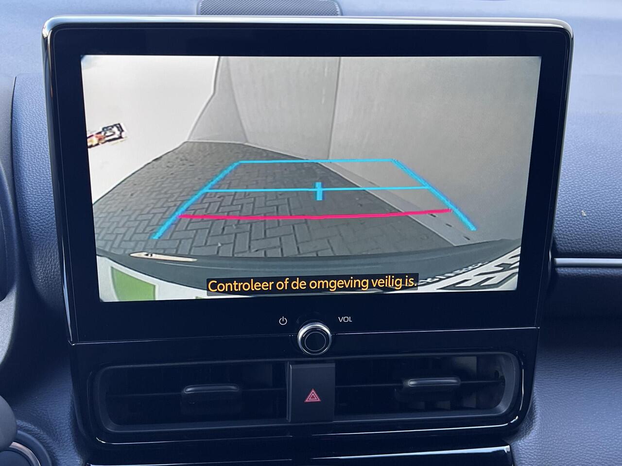 Toyota YARIS Cross 1.5 Hybrid 115 Dynamic / Fabrieksgarantie tot 10 jaar mogelijk* / Stuur- en stoelverwarming / Navigatie / Apple Carplay Android / 17" LM wielen /