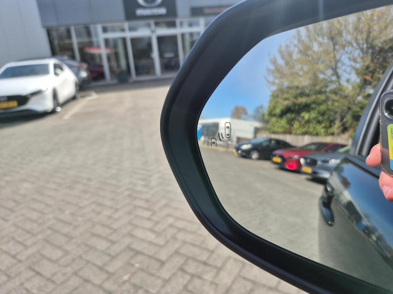 Toyota YARIS Cross 1.5 Hybrid 115 Dynamic | Navigatie | Apple CarPlay/Android auto | Achteruitrijcamera | Comfort pack | Dodehoekdetectie