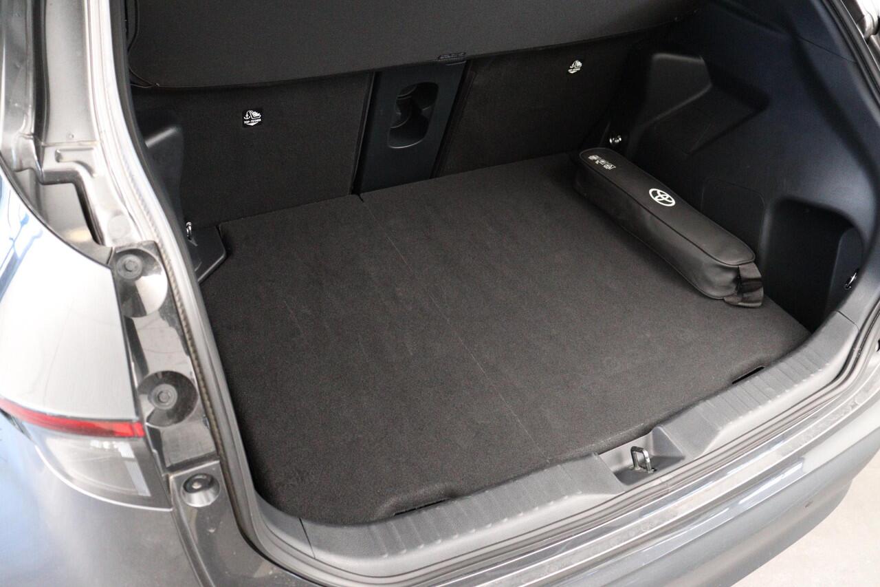 Toyota YARIS Cross 1.5 Hybrid 115 Dynamic Limited, Apple Carplay, Stoel, Stuurverwarming, Parkeersensoren,