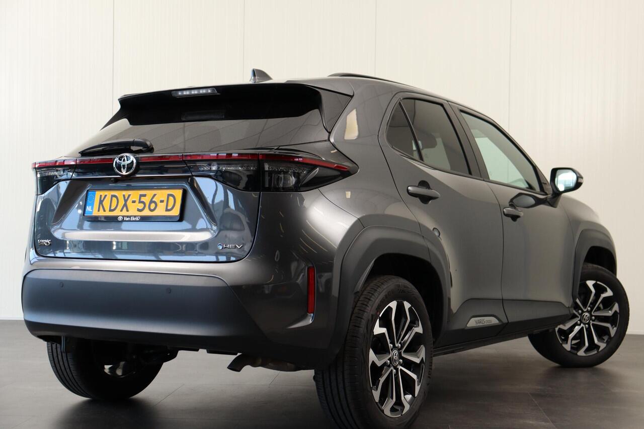 Toyota YARIS Cross 1.5 Hybrid 115 Dynamic Limited, Apple Carplay, Stoel, Stuurverwarming, Parkeersensoren,