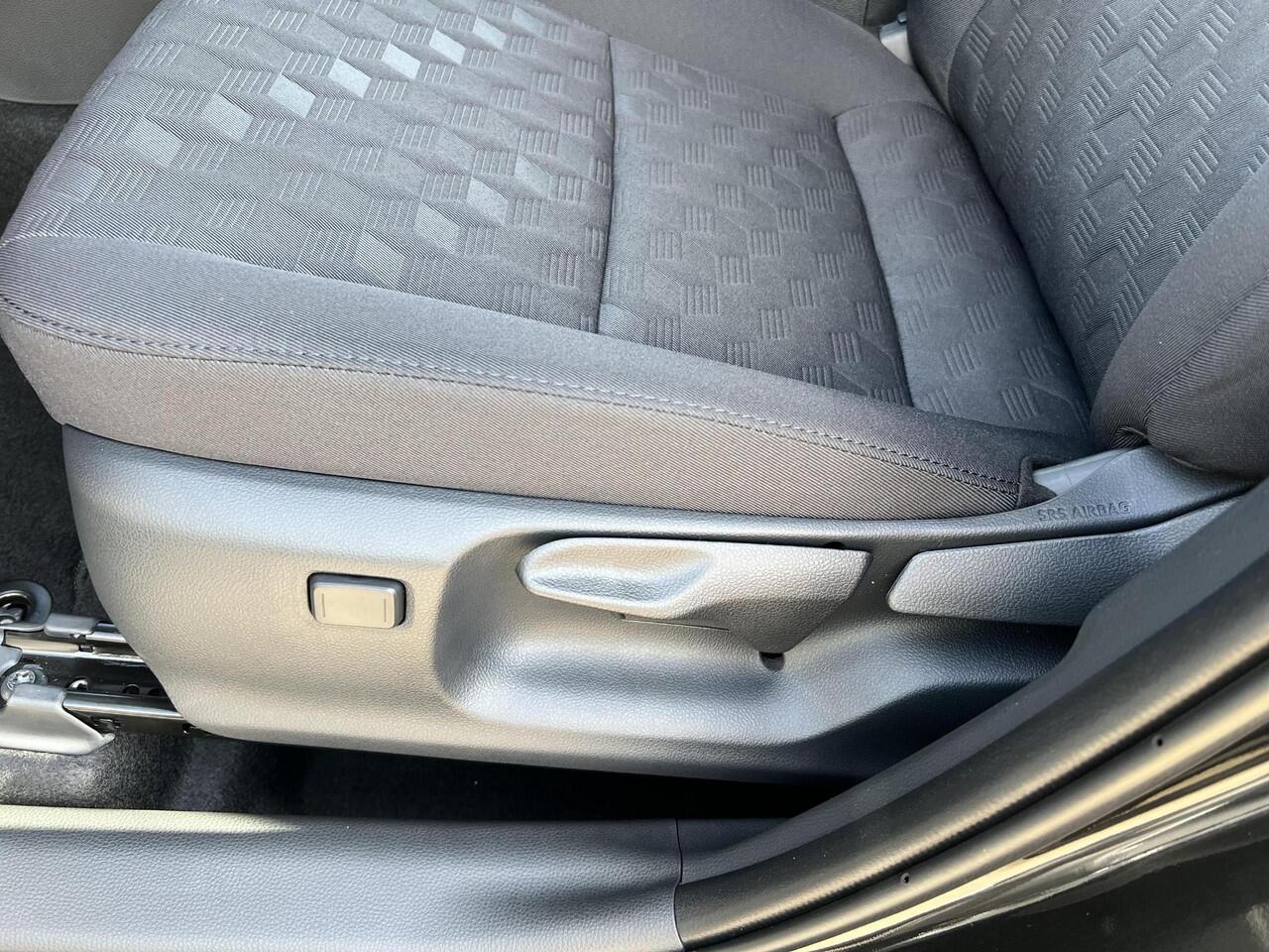 Toyota YARIS 1.5 Hybrid 115 Active