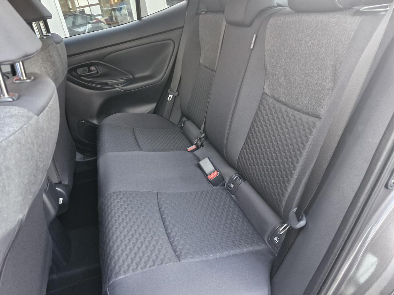 Toyota YARIS Cross 1.5 Hybrid 115 Dynamic Toyota Yaris Cross 1.5 Hybrid 115 First Edition | Comfort Pack