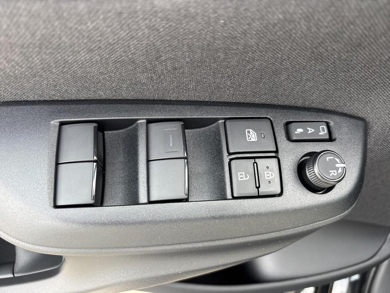 Toyota YARIS 1.5 Hybrid 130 Executive | Uit voorraad leverbaar | ¤ 2.000 extra inruilwaarde |