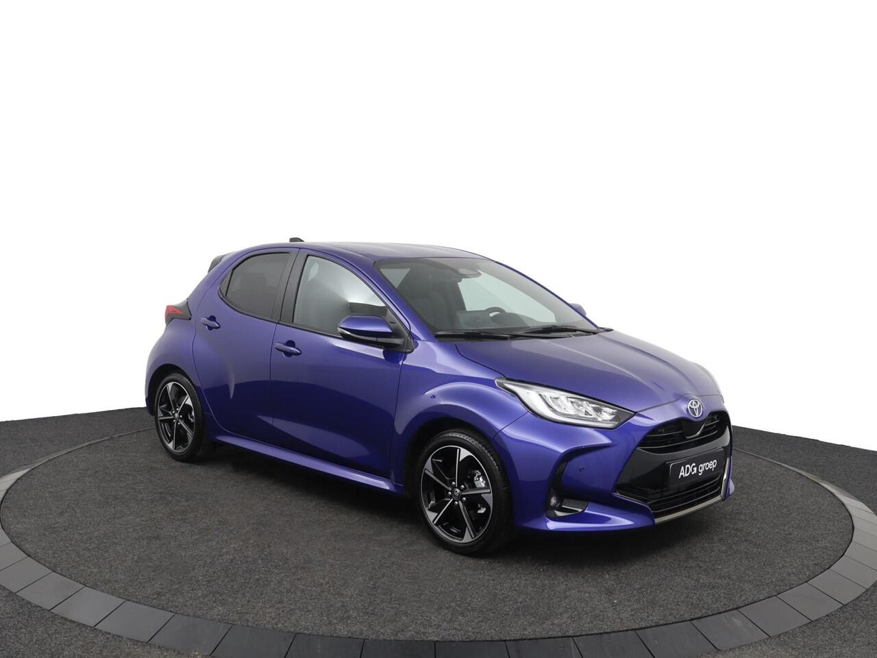 Toyota YARIS 1.5 Hybrid 130 Executive | Nieuw uit voorraad leverbaar! |