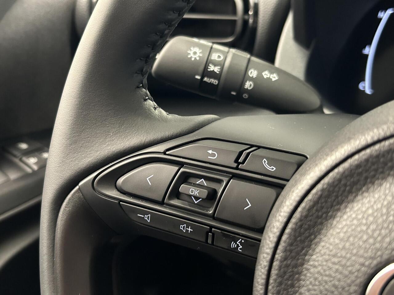 Toyota YARIS 1.5 Hybrid 115 Dynamic **NIEUWE AUTO/ COMFORT PACK/ DIRECT LEVERBAAR**