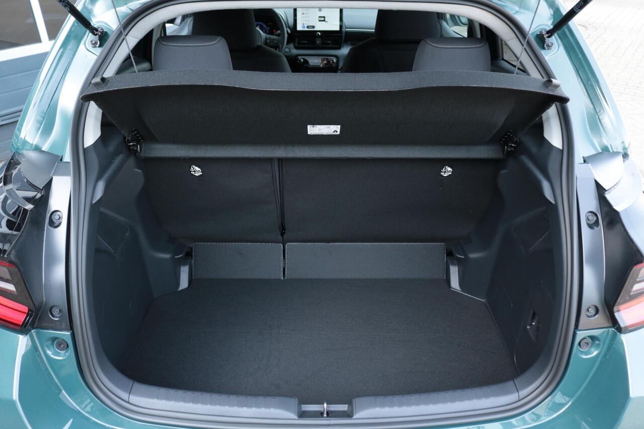 Toyota YARIS 1.5 Hybrid 115 Dynamic, Comfort Pack, Nieuw en Direct leverbaar met 2.000,- inruilvoordeel