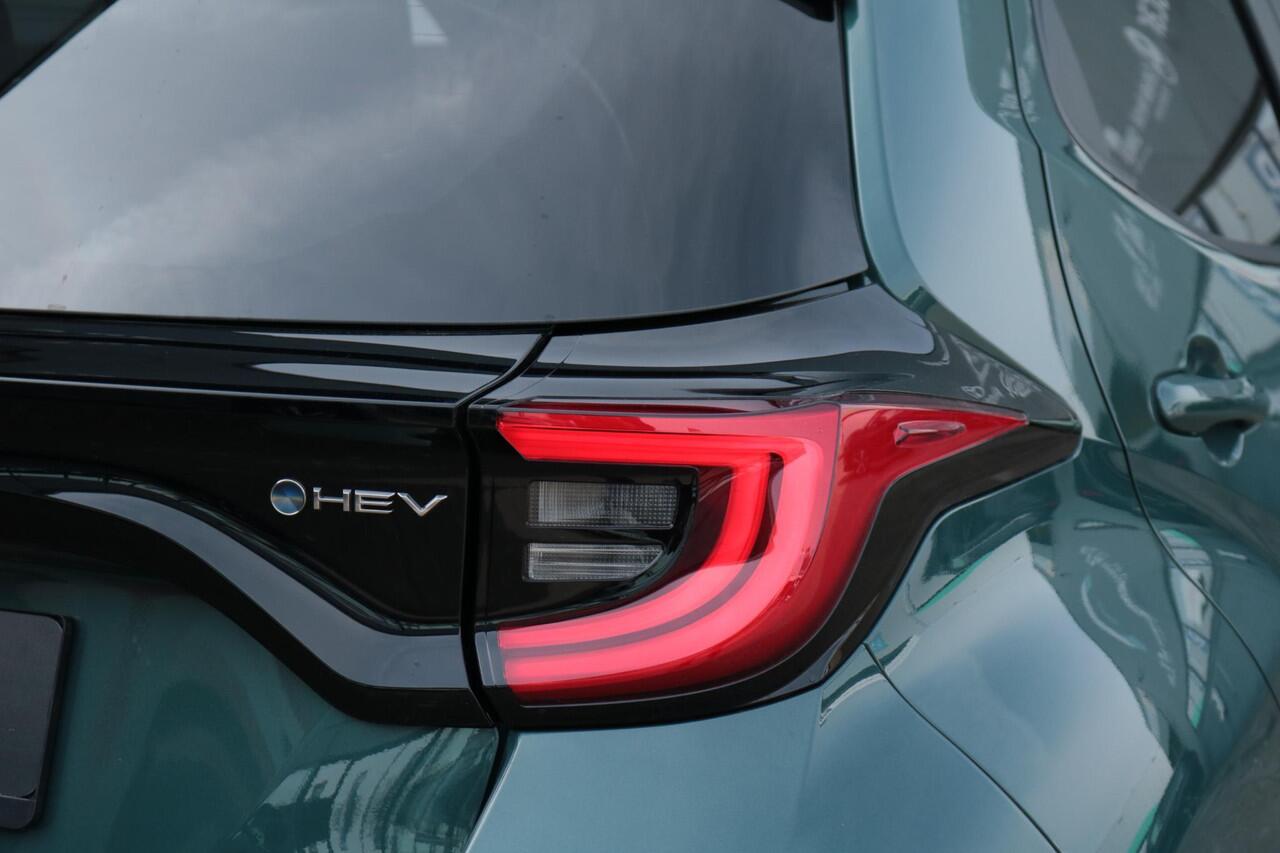 Toyota YARIS 1.5 Hybrid 115 Dynamic, Comfort Pack, Nieuw en Direct leverbaar met 2.000,- inruilvoordeel