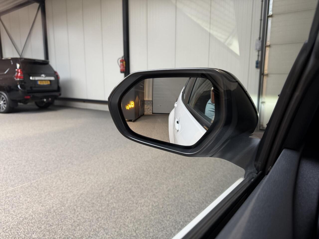 Toyota YARIS Hybrid 130 GR Sport Plus Pack