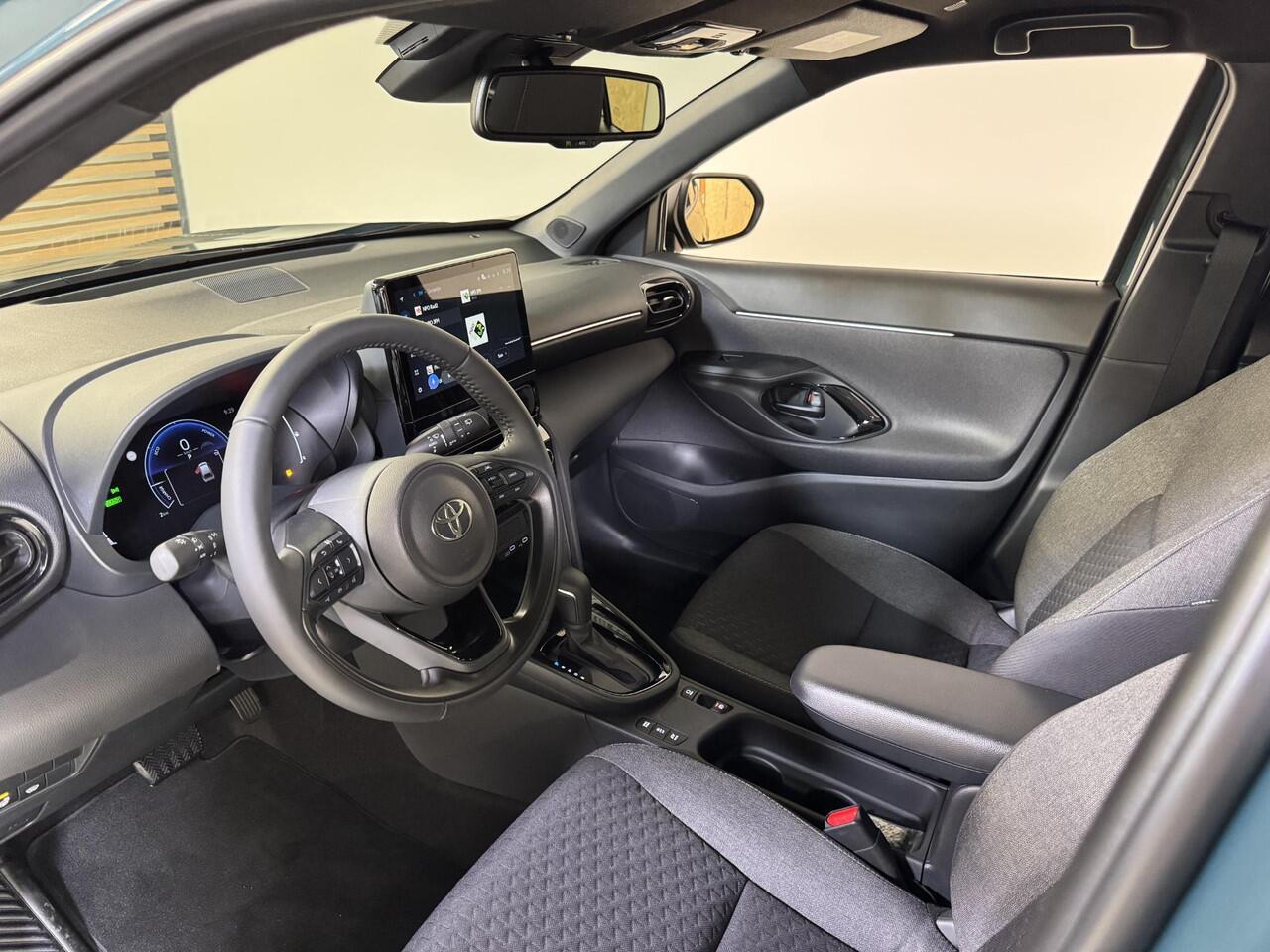 Toyota YARIS Cross 1.5 Hybrid 115 Dynamic + Comfort Pack | Nieuw op voorraad |