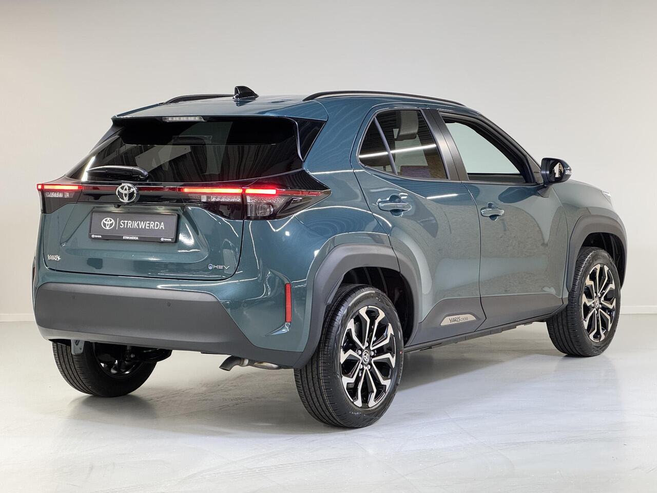 Toyota YARIS Cross 1.5 Hybrid 115 Dynamic + Comfort Pack | Nieuw op voorraad |