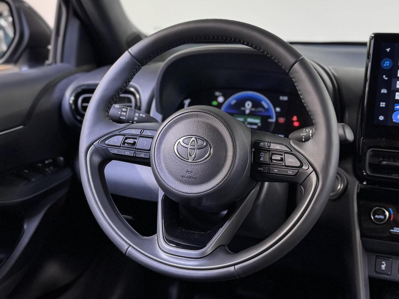 Toyota YARIS Cross 1.5 Hybrid 115 Dynamic + Comfort Pack | Nieuw op voorraad |