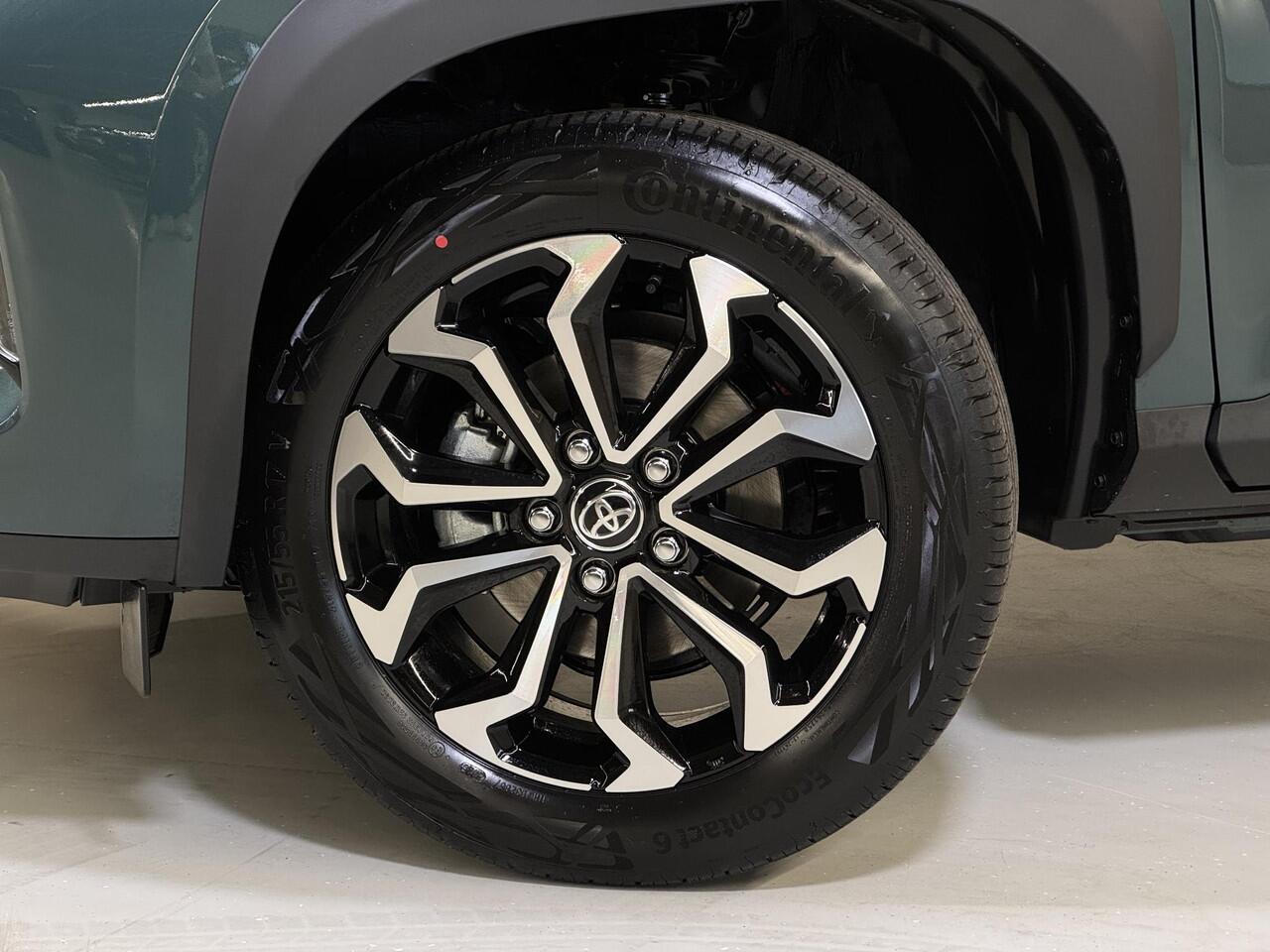 Toyota YARIS Cross 1.5 Hybrid 115 Dynamic + Comfort Pack | Nieuw op voorraad |