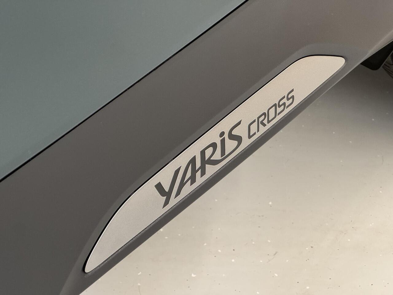 Toyota YARIS Cross 1.5 Hybrid 115 Dynamic + Comfort Pack | Nieuw op voorraad |