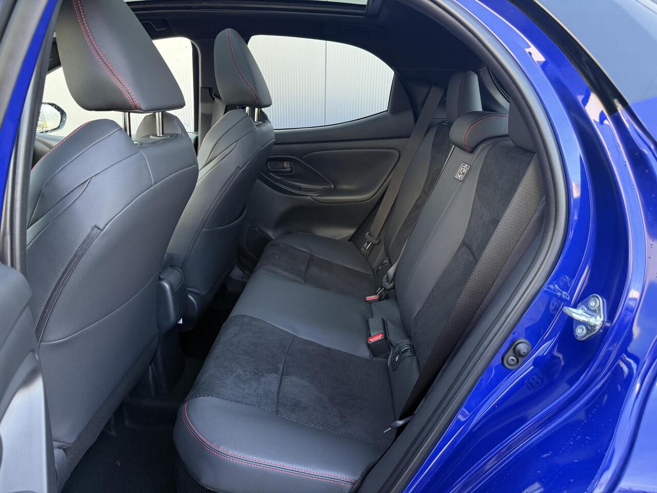 Toyota YARIS 1.5 Hybrid 130 GR SPORT **PLUS PACK/ NIEUWE AUTO/ DIRECT LEVERBAAR**