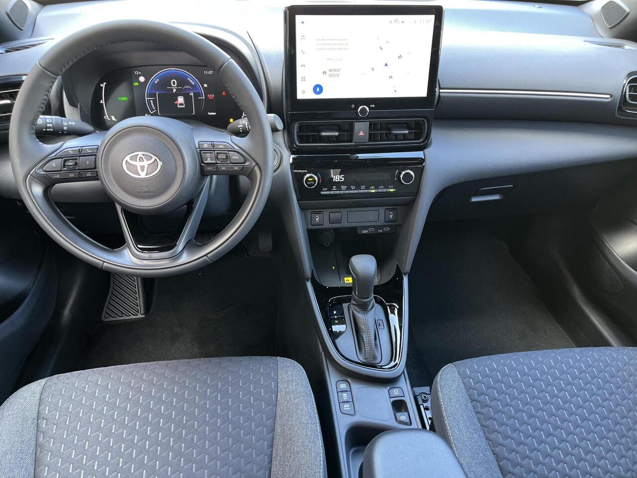 Toyota YARIS Cross 1.5 Hybrid Dynamic | Forest green metallic | Comfort Pack | Demonstratie auto |