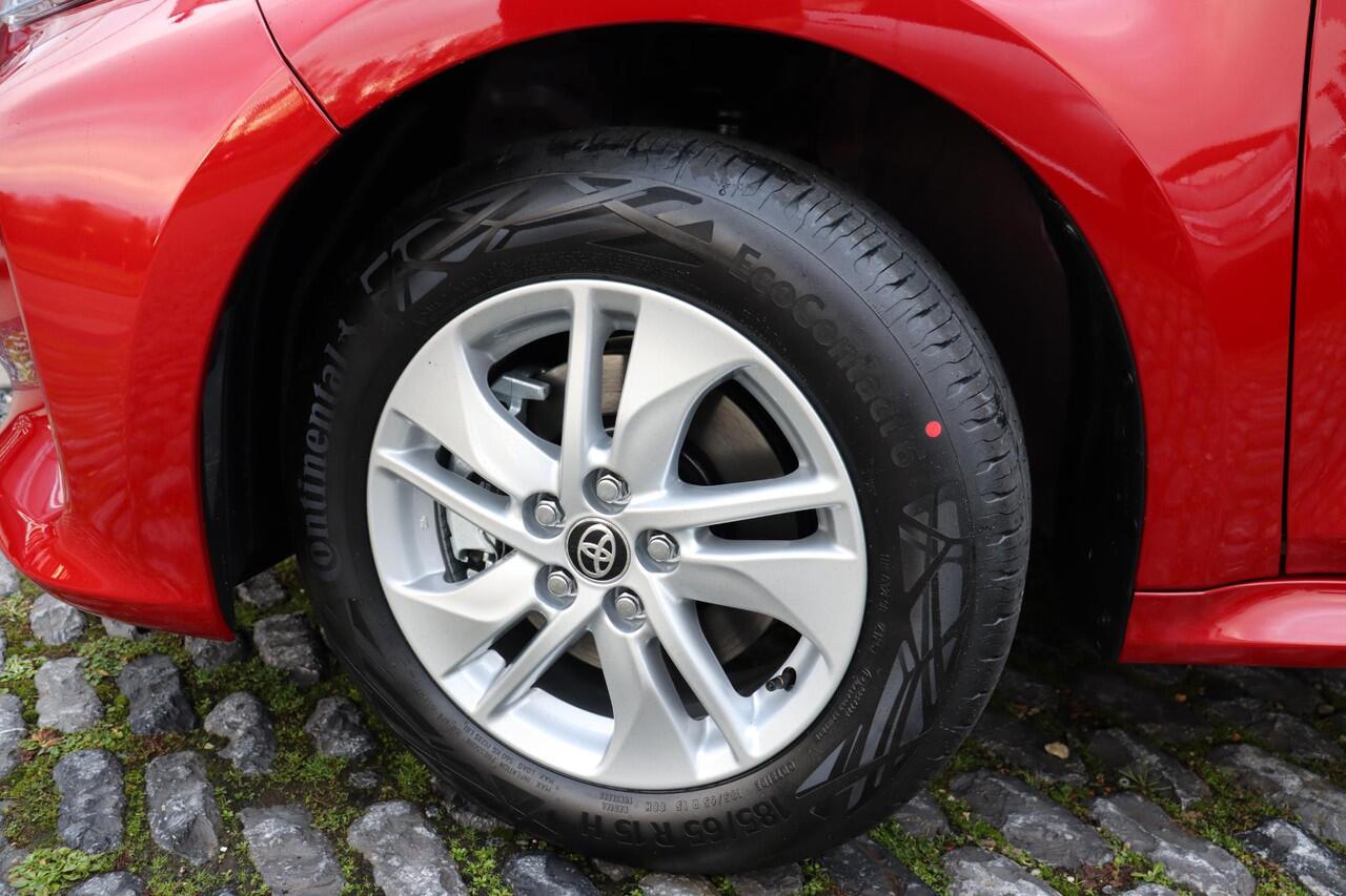 Toyota YARIS 1.5 Hybrid 115 Active, Apple Carplay, Android Auto ,Parkeercamera, Adaptieve Cruise Control.