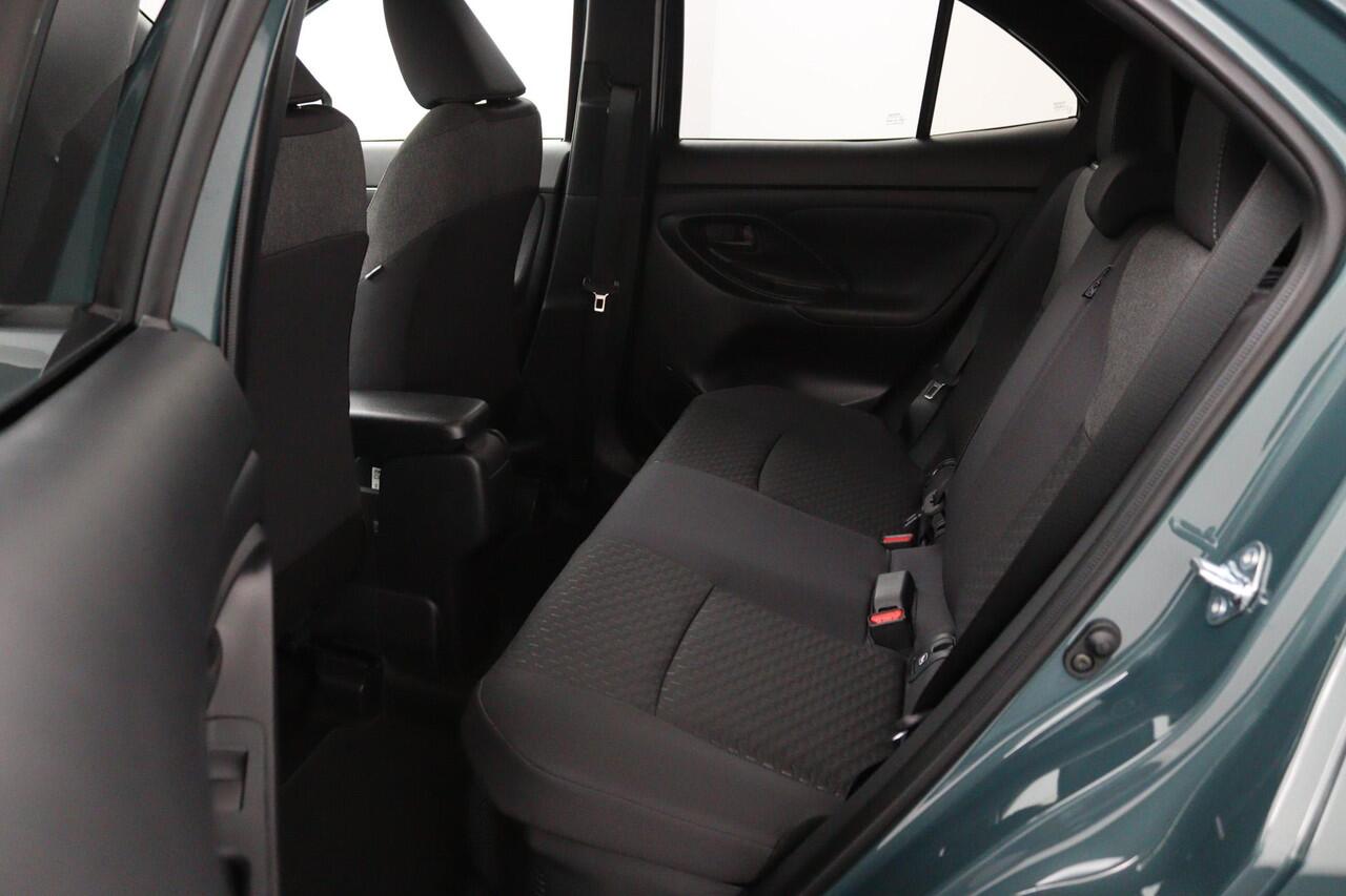 Toyota YARIS Cross 1.5 Hybrid 130 Dynamic | Comfort Pakket | Navigatie | Keyless Entry | Direct Beschikbaar |