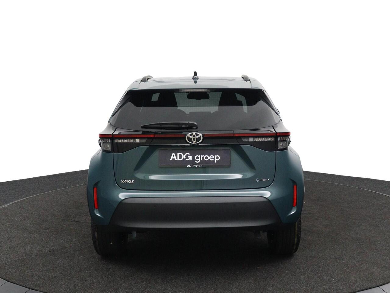 Toyota YARIS Cross 1.5 Hybrid 130 Dynamic | Comfort Pakket | Navigatie | Keyless Entry | Direct Beschikbaar |