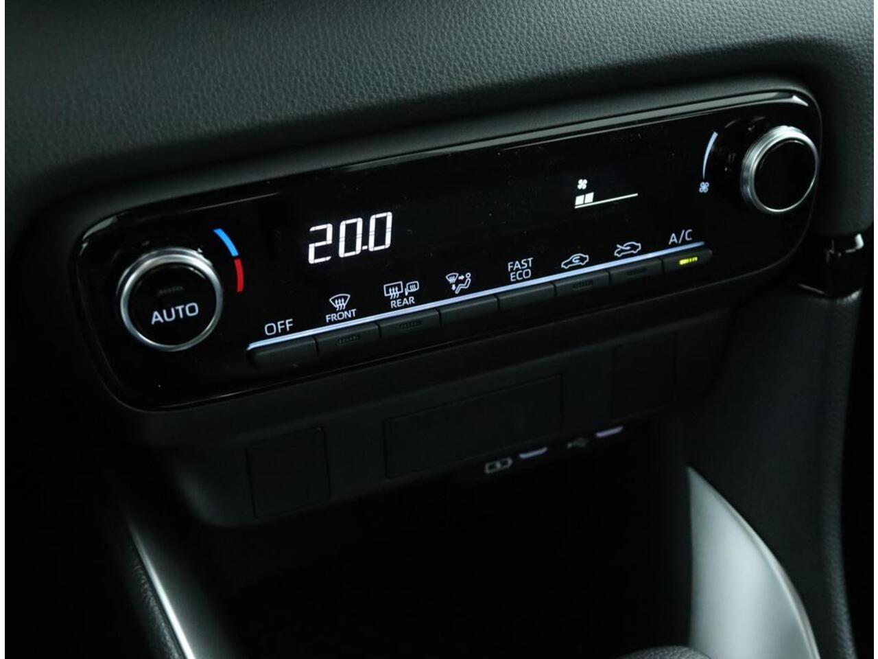 Toyota YARIS 1.5 Hybrid 115 Active | Adaptive Cruise Control | Apple Carplay | Android Auto | Achteruitrijcamera |