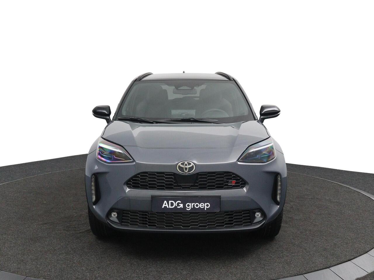 Toyota YARIS Cross 1.5 Hybrid 130 GR SPORT | GR Sport Plus Pack | Nieuwe Auto | Panoramadak | JBL | Stoelverwarming |