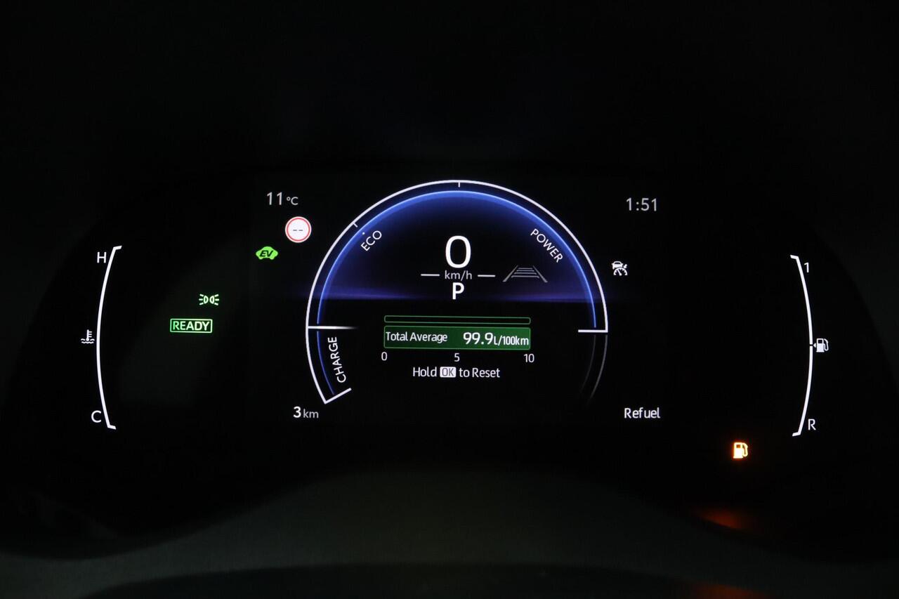 Toyota YARIS Cross 1.5 Hybrid 115 Dynamic | Comfort Pack | Stoel- en Stuurverwarming | Parkeersensoren | Adaptieve Cruise Control | Privacy Glass | 10 Jaar Garantie! |