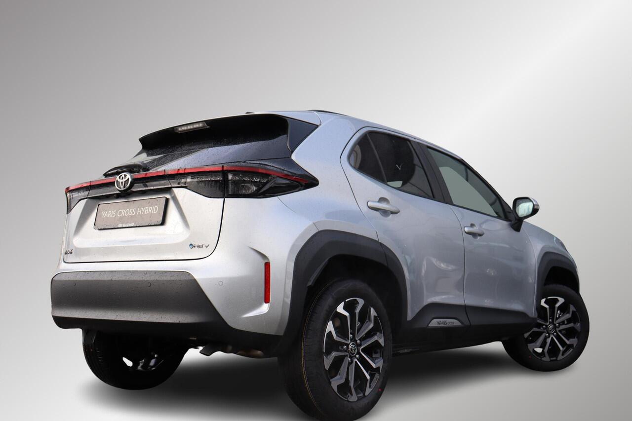 Toyota YARIS Cross 1.5 Hybrid 115 Dynamic, Comfortpack, BSM, Stoel en Stuurverwarming, Parkeersensoren.