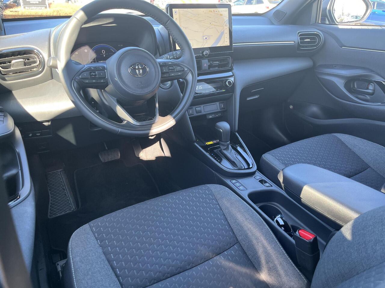 Toyota YARIS Cross 1.5 Hybrid 115 Dynamic | Comfort Pack |